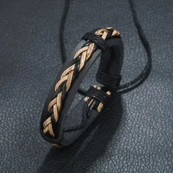 

Cross-border new jewelry vintage woven leather bracelet simple European and American men's faux leather bracelet B01784
