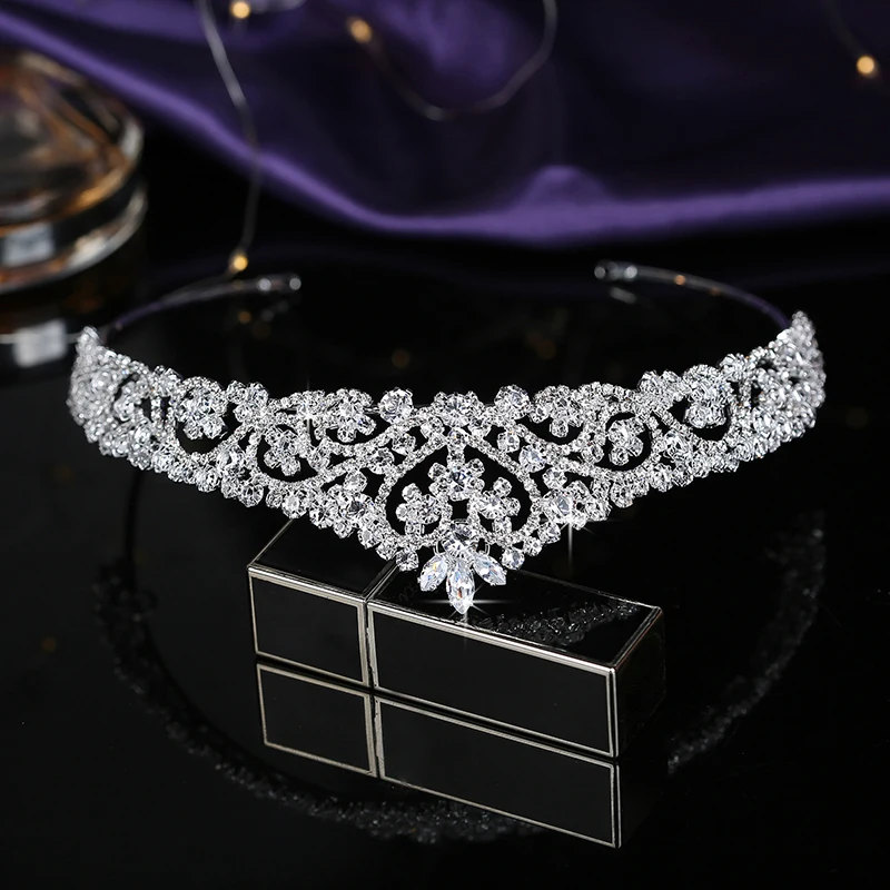 Тиары и короны со сверкающим цирконием корона в форме сердца свадебные