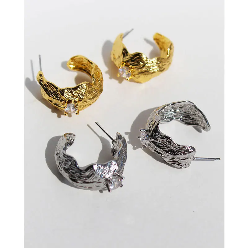 

Earrings for Women 2021 Zirconia Feather Jewelry Woman Stud Earring Gold Plated Filled Bijouterie Female Aesthetic Hoop Piercing