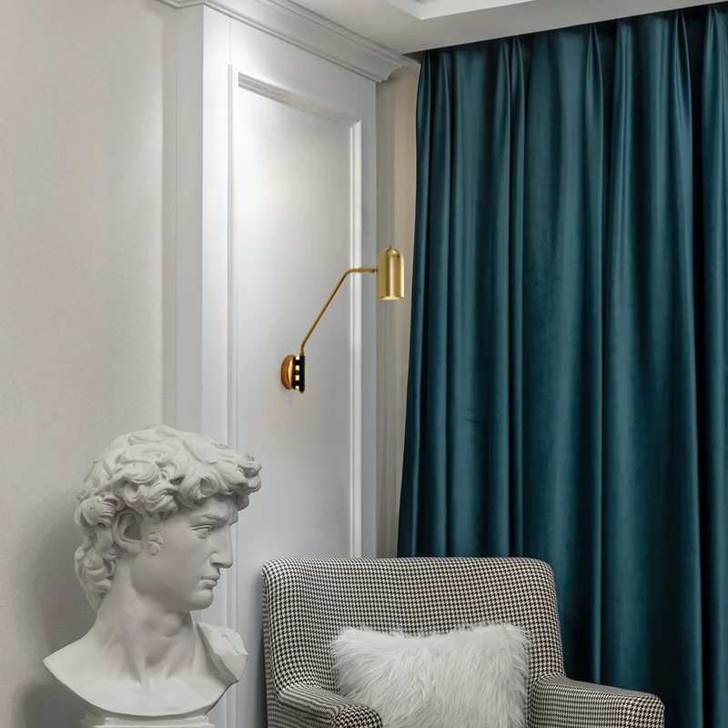 Прикроватный светильник простой Регулируемый Настенный золотого цвета для