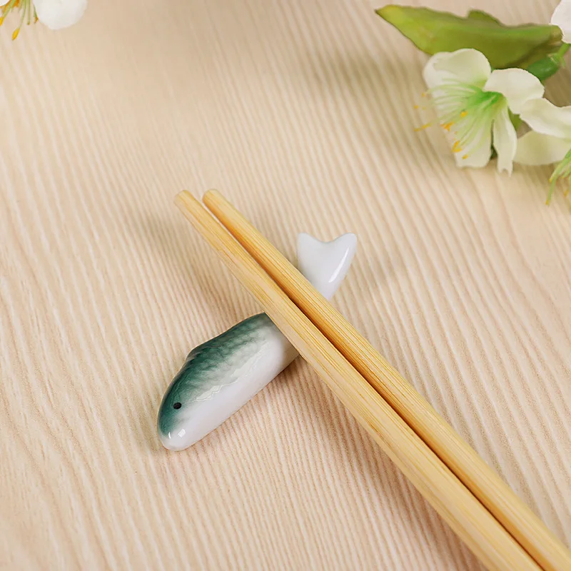 1 шт. Керамика милые ложка остальные держатели рыба Форма вилка и лопатка полка