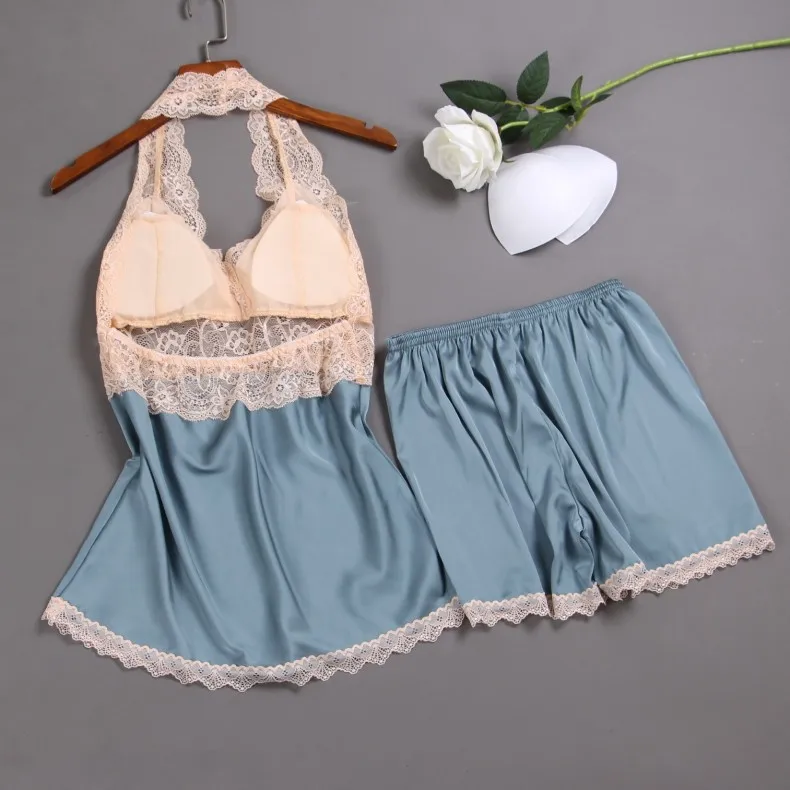 

Women's Sleep & Lounge