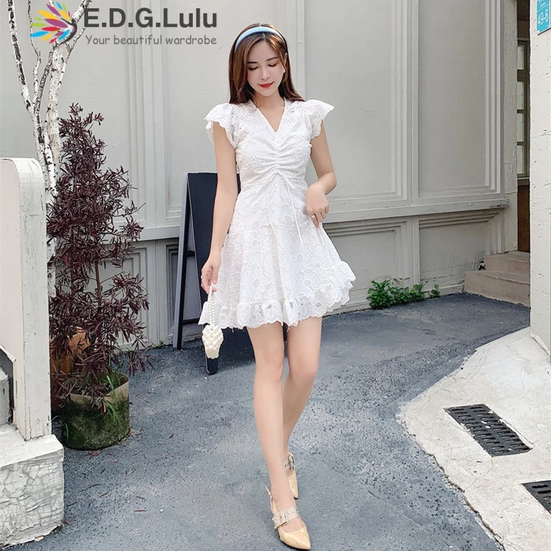 

EDGLuLu Women Sexy V-neck Lace Hollow Out White Dresses 2021 Summer Casual Sleeveless Streetwear Party Midi Dress Vestidos 0630