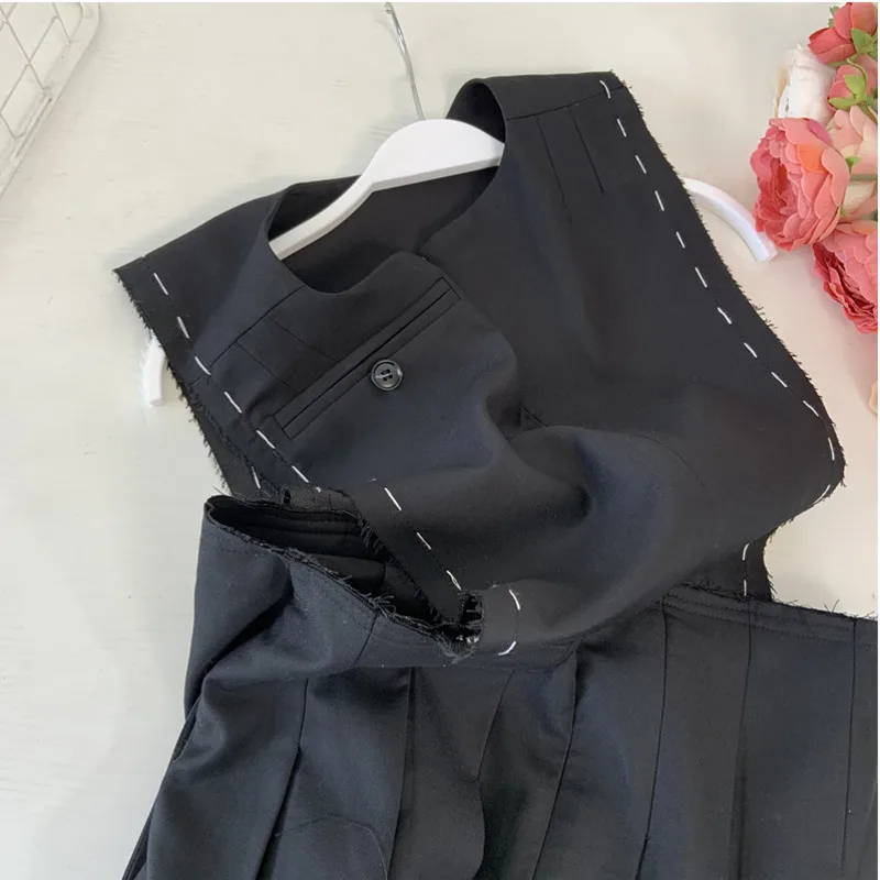 

LANMREM 2021 Autumn New Arrival Sleeveless Mid-calf Black Color French Style Flare Waist Chic Dress For Women Fashion 2A3034