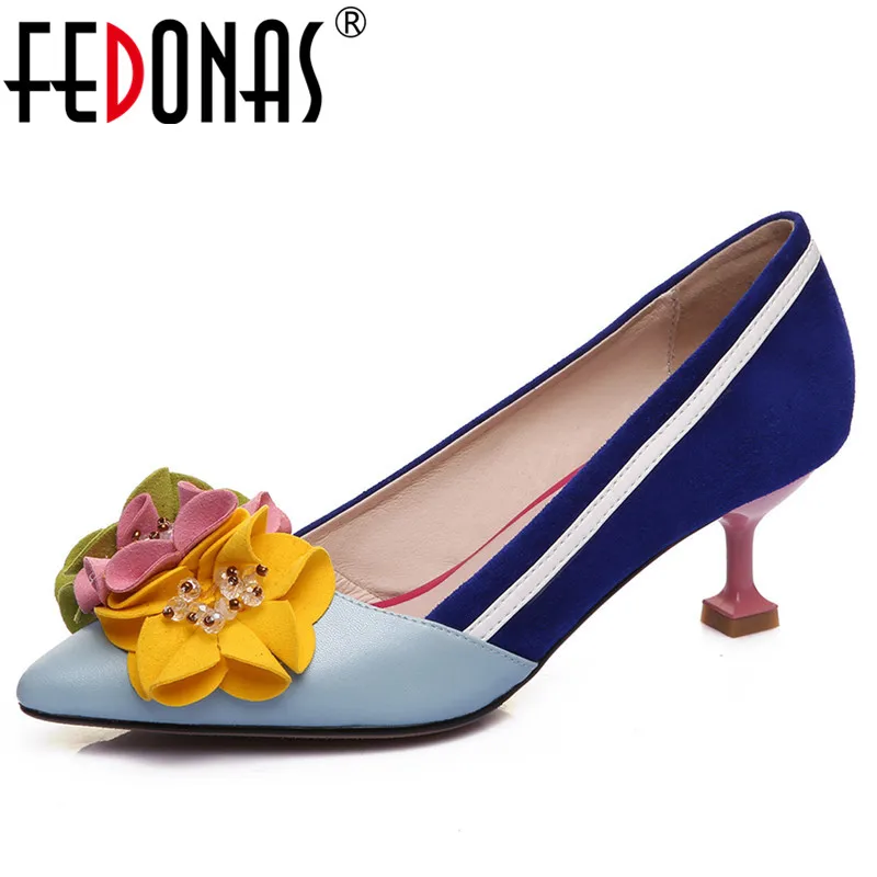 Женские вечерние туфли лодочки FEDONAS из натуральной кожи с острым носком на