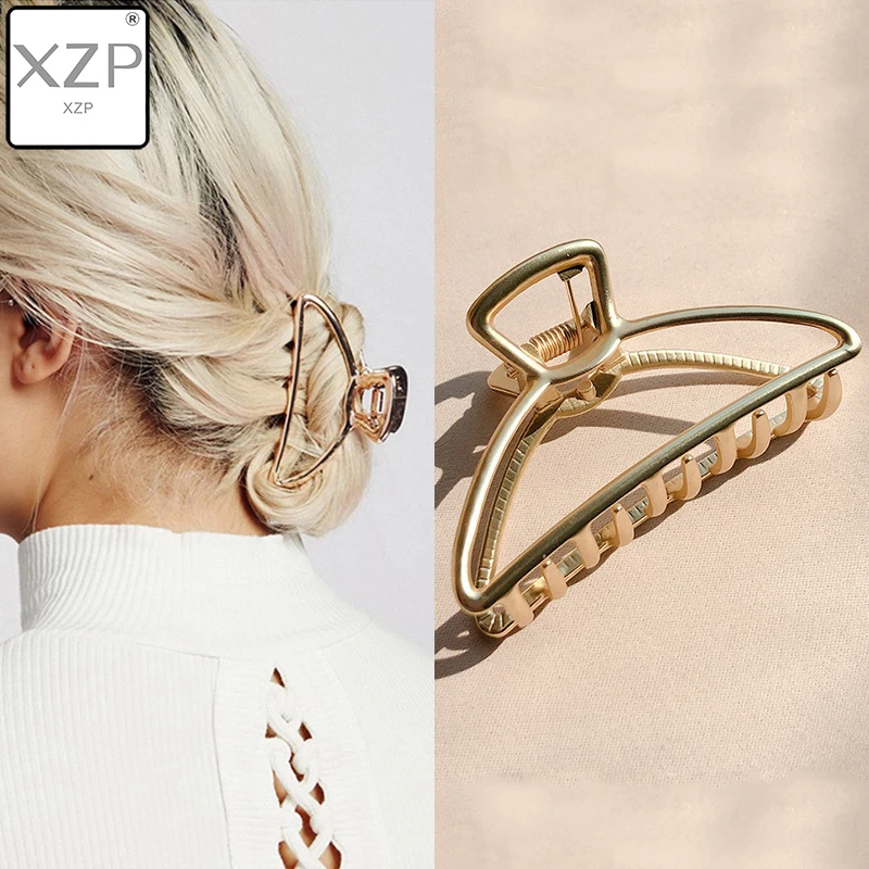 

XZP Women Girls Geometric Hair Claw Clamps Metal Hair Crab Moon Shape Hair Claw Clip Alloy Hairpin Large Size Hair Accessories
