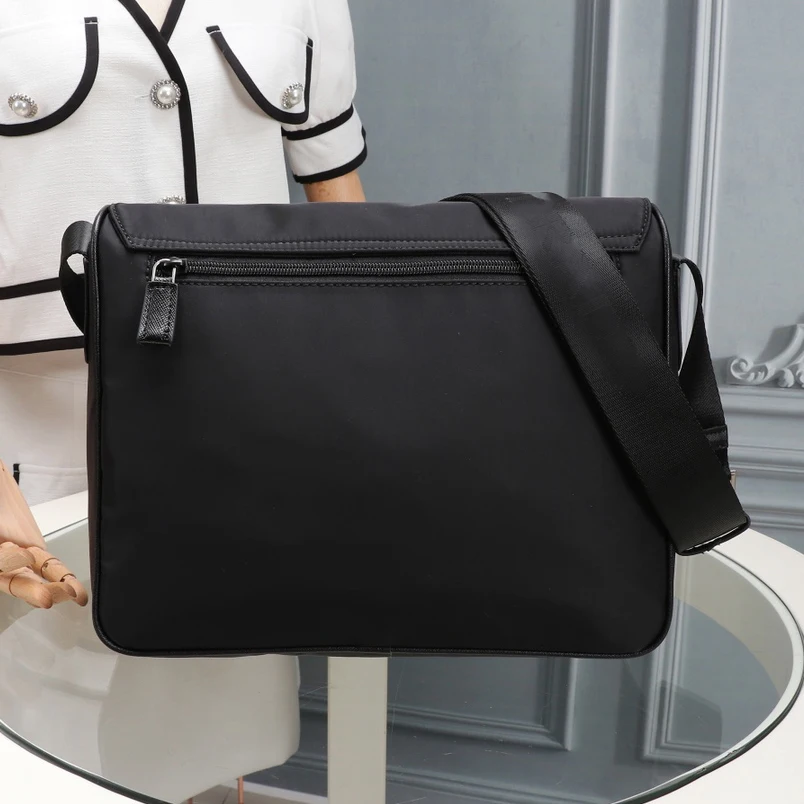 

2021 New Fashion Men's Briefcase Clamshell Business Messenger Bag Luxury Designer One Shoulder Laptop Bag