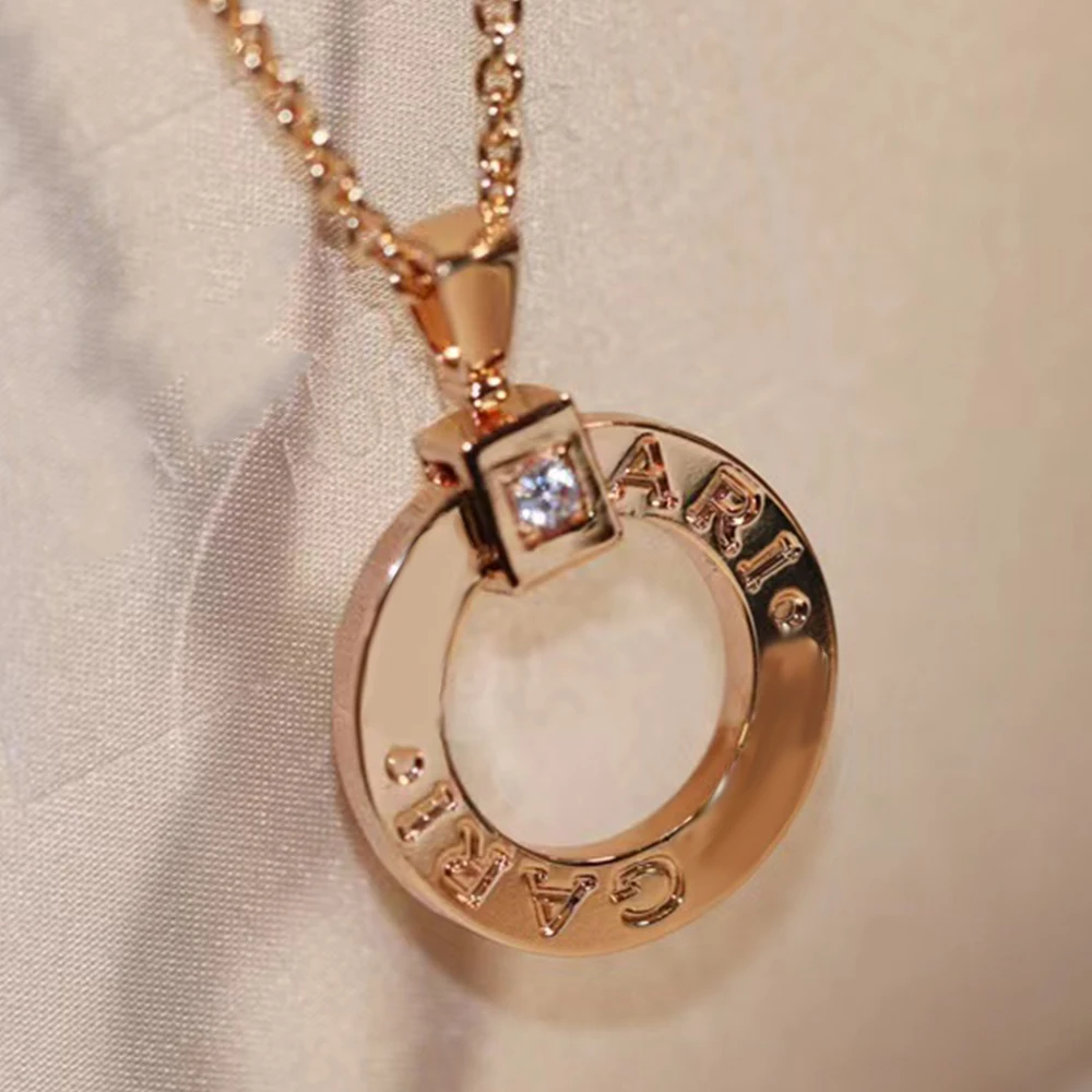

WPB Original Design Roman LOGO Hollow Inscription Circle Necklaces BV High Quality Couple Necklace Luxury Jewelry Popular Brand