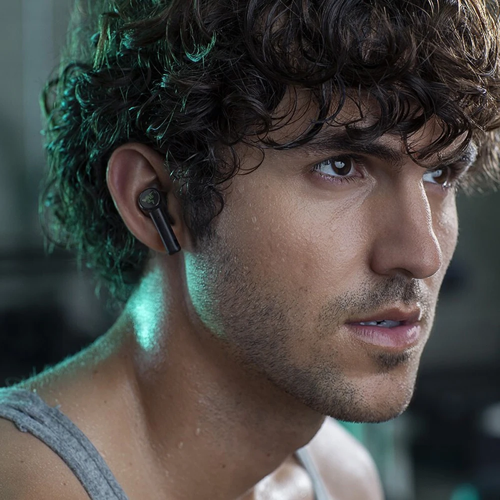 Беспроводные наушники-вкладыши Razer TWS Bluetooth 2021 с зарядным устройством |