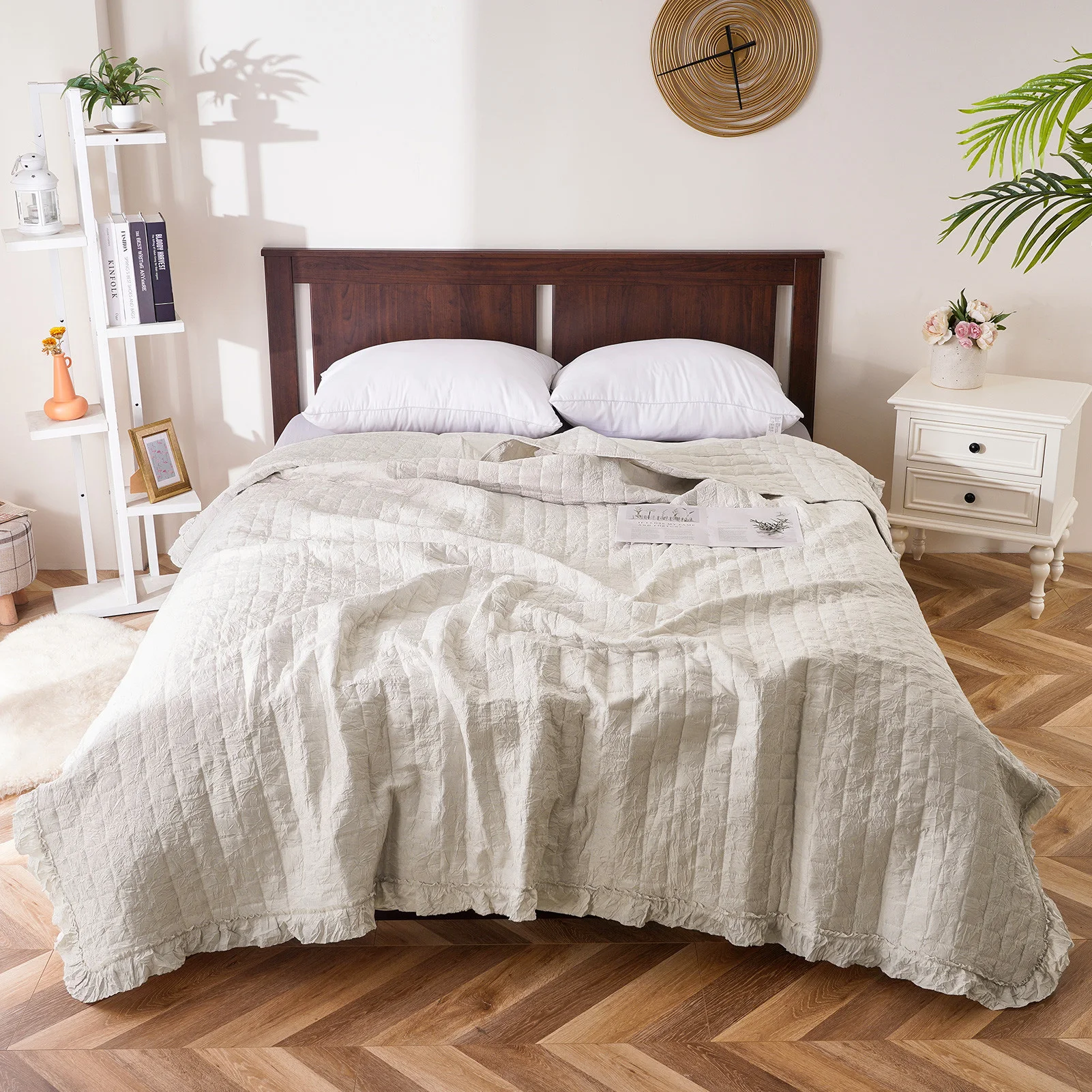 

Lightweight Quilted Quilt Thin Quilt Solid Color Comforter Soft Bedspreads Air Condition Quilt Blanket Bed Cover for Adults
