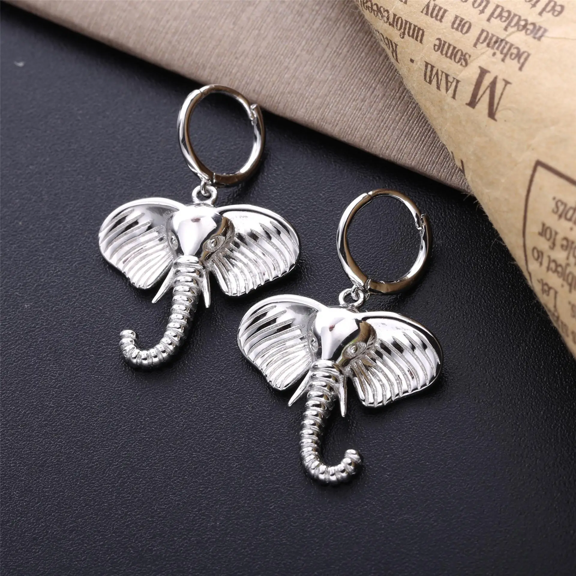 

YinDX 925 Sterling Silver Stud Earrings Fashion Original Design Elephant Accessories Hoop Earrings Suitable For Glamorous Women