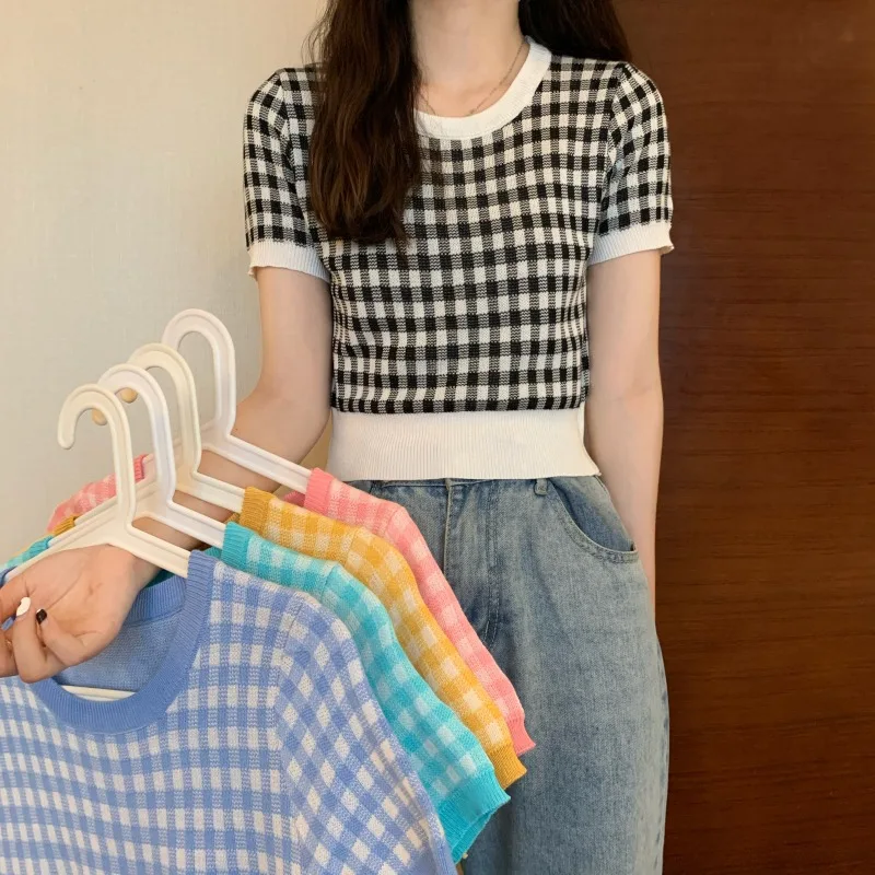 

Женская трикотажная футболка с коротким рукавом, в клетку