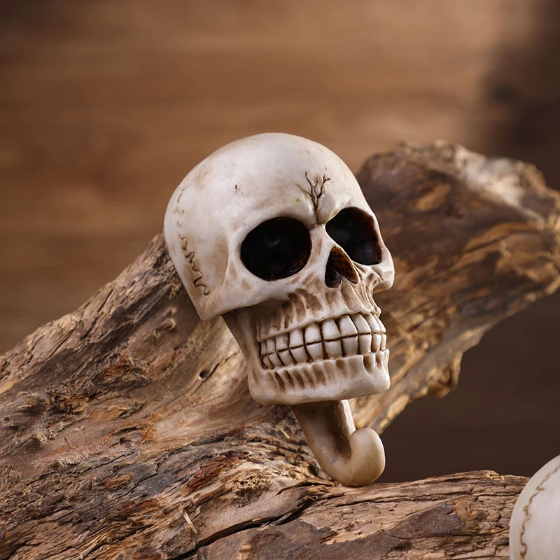 

Multifunctional 2pcs 3D Skull Key Wall Hooks Retro Resin Wall Mounted Key Holder Towel Coat Storage Rack TS3 Easy to install