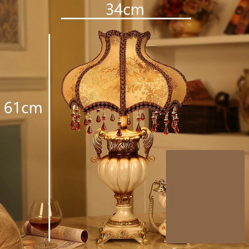61cm High D Model Роскошная настольная лампа в ретро-стиле из коричневой и белой смолы, роскошная прикроватная лампа для спальни, скульптура из смолы, E27, декоративная лампа, Abajur Led - Цвет абажура: 61cm High D Model