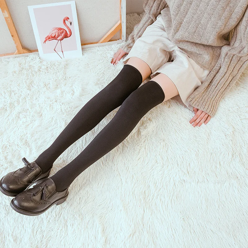 

Women's Socks & Hosiery