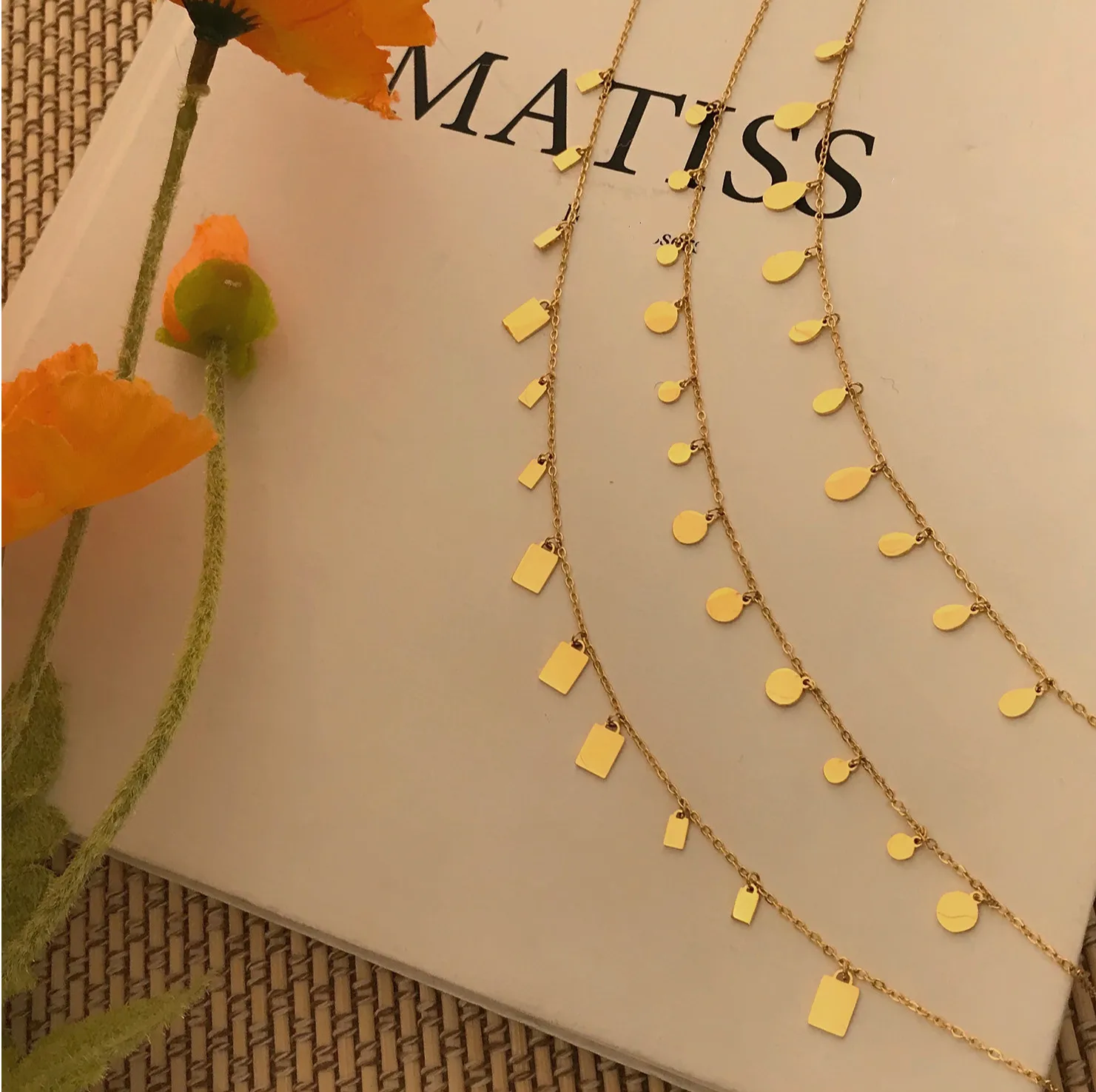 

Brilliant Women Jewelry 2021 Waterdrop Square Circle Pendant Stainless Steel Necklaces for Girls 18k Gold Chain Choker on Neck