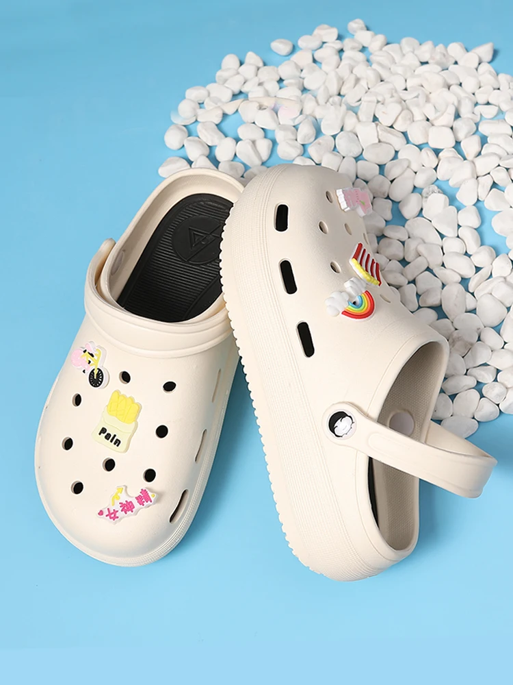 

Hole Shoes Female Nurse Thick Bottom Non-Slip Toe Cap Semi Slipper Outer Wear Beach New Slippers