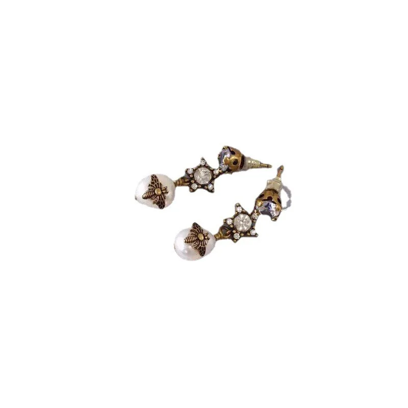 

Little bee pearl crystal earrings ancient small lady style lady style dinner earrings