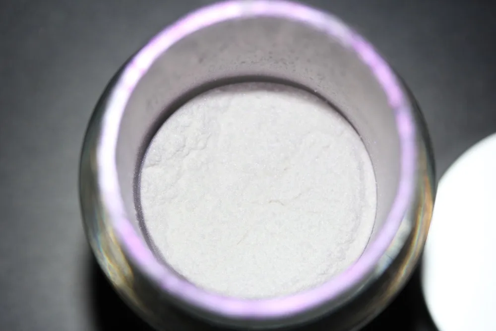 Набор тушей с хайлайтер белого цвета и слоновой кости блестящие розовым алмазом