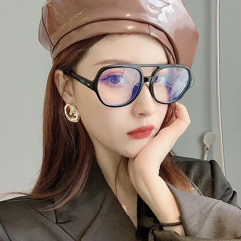 

Womens Sexy Vintage UV400 Spectacle Square Glasses Frame Computer Gaming Clear Lens Anti-UV Anti Blue Light Rivet Eyeglasses