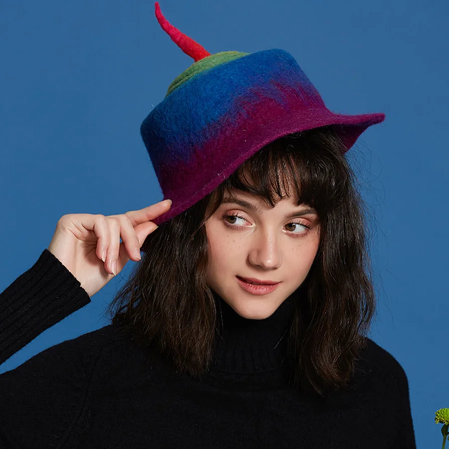 Милая шапка ручной работы из радужной шерсти s подарки на Рождество и день