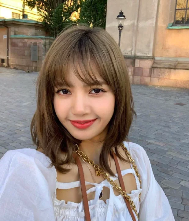 Kpop Blackpink LISA same летняя Корейская Повседневная дикая белая шифоновая блузка женская уличная Милая рубашка с пышными рукавами топы для девочек