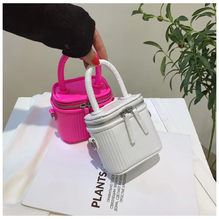 

Oluolin дамские однотонные портативные маленькие сумочки 2021 Новая модная Индивидуальная сумка-мешок с цепочкой сумки-мессенджеры на плечо для...