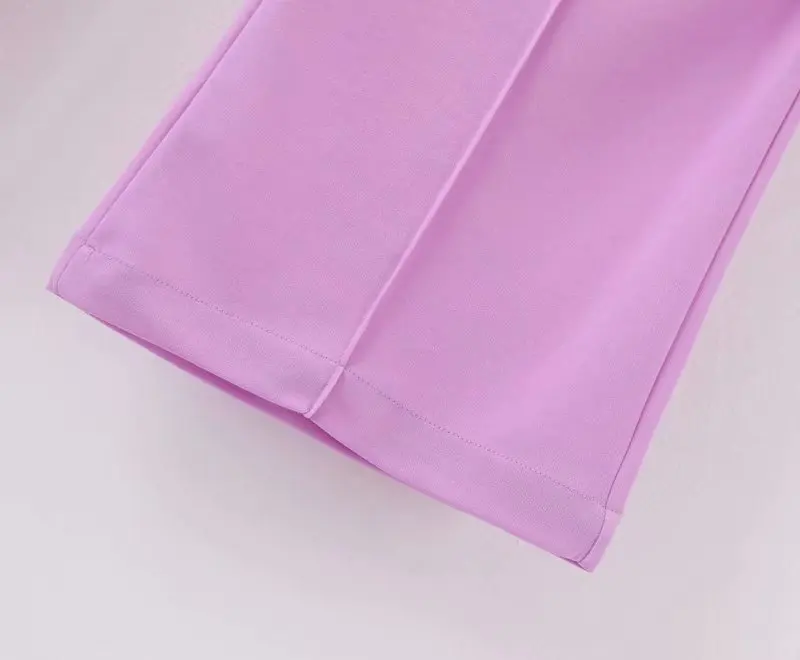 Женский деловой костюм из двух предметов фиолетовый двубортный пиджак с высокой