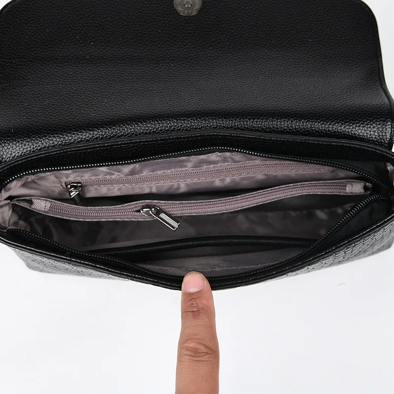 

New 2020 Crocodile Pattern PU Leather Crossbody Bags For Women Chain Female Shoulder Handbags Mini Purses Travel Cross Body Ba