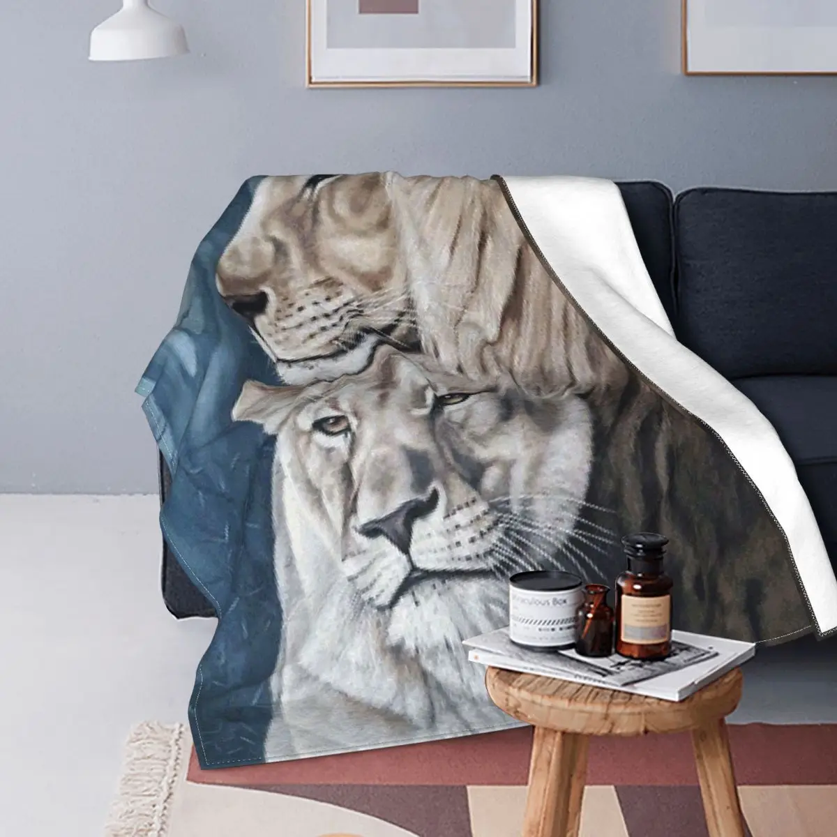 

Family Love Lion Blankets Fleece Print Animal Portable Warm Throw Blankets for Home Outdoor Plush Thin Quilt