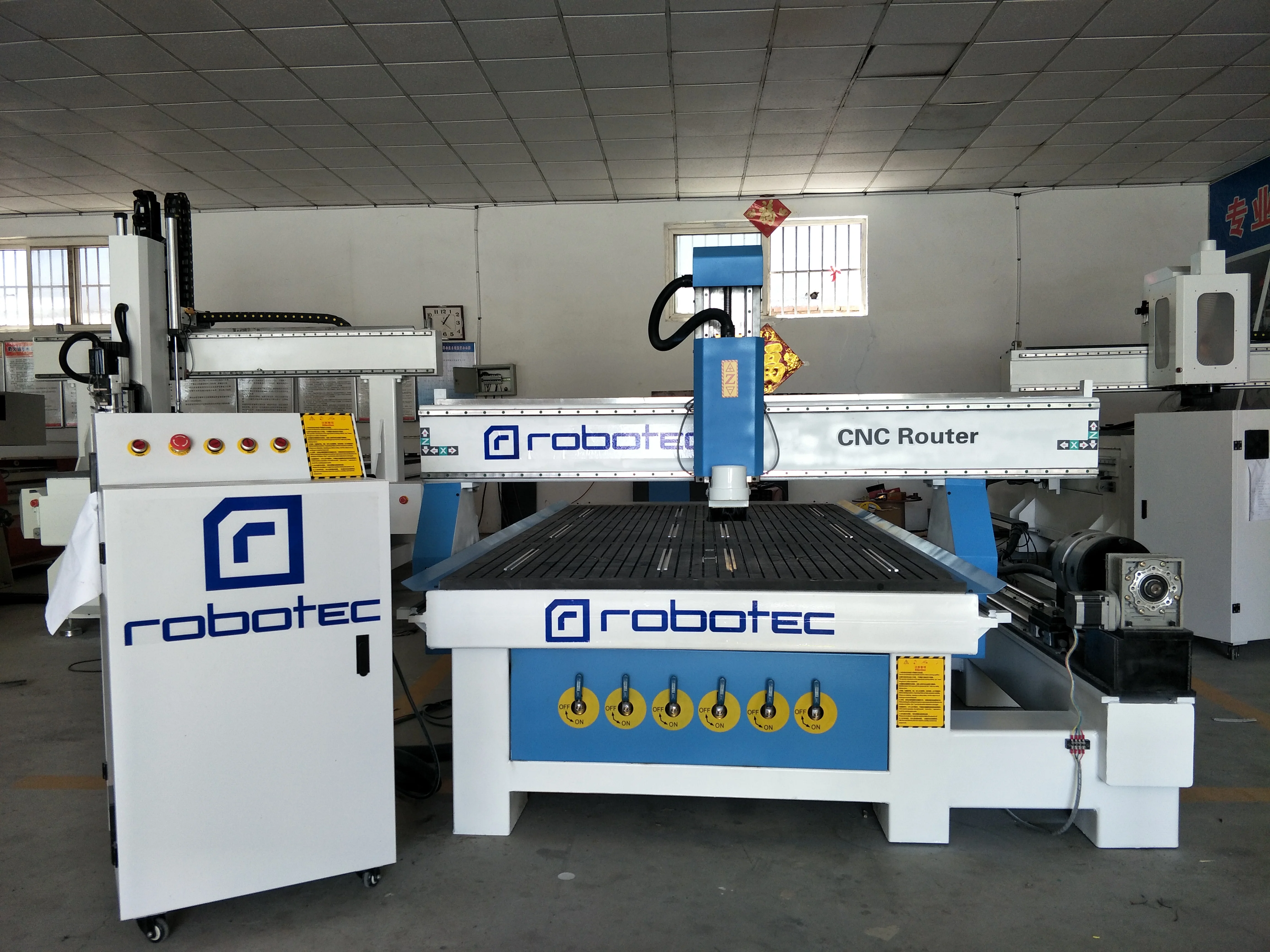 Китай 1325 деревообрабатывающий станок с ЧПУ 4 оси деревянная скульптура фрезерный