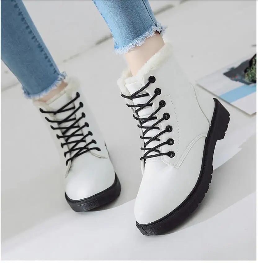 

Women's winter boots Classic style Women's warm boots thick soles women's snow boots high tops women with velvet cotton shoes