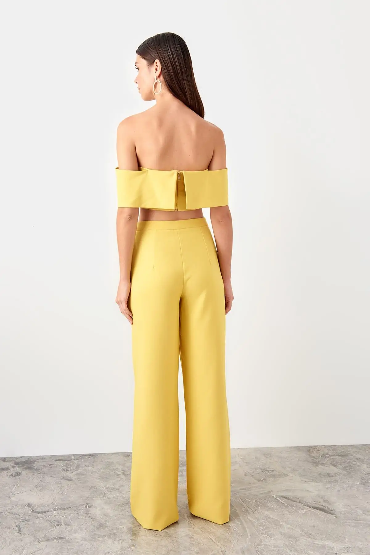 Trendyol желтые брюки-сигареты TPRSS19PL0145 | Женская одежда