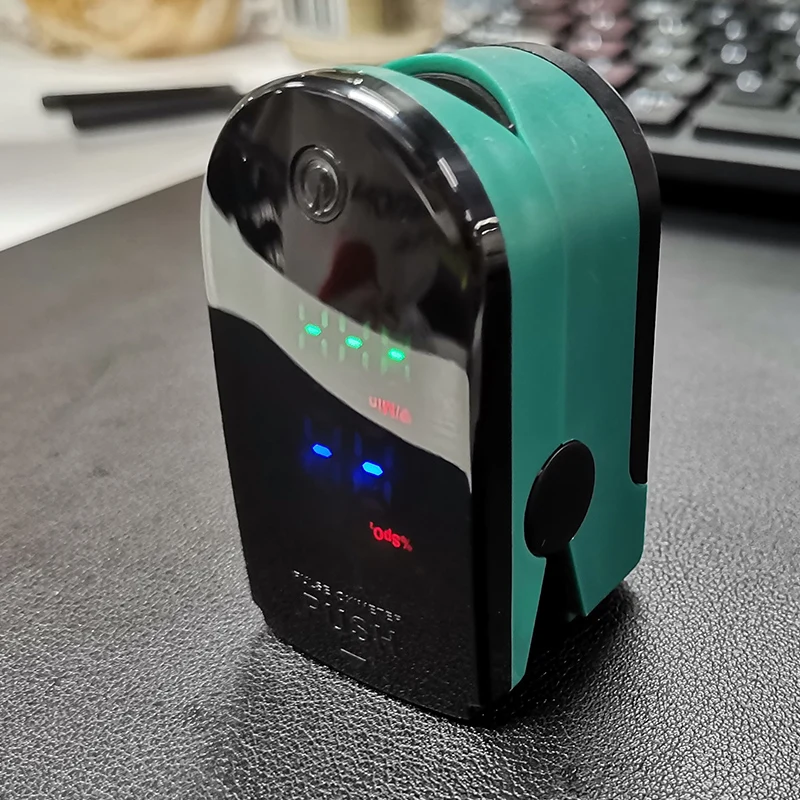 Пальчиковый пульсоксиметр дешевый пульсометр монитор уровня кислорода в крови