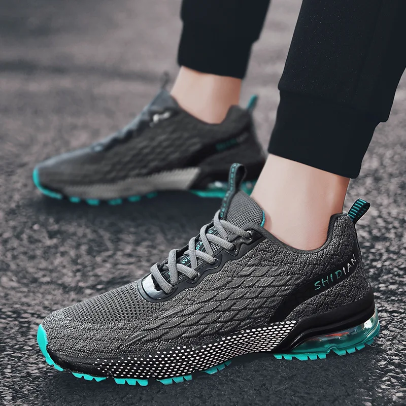

Spring New Fish Scale Casual Lace-up Comfortable Sports Men Breathable Gym Fly Running Mesh Fashion Shoes Sneakers
