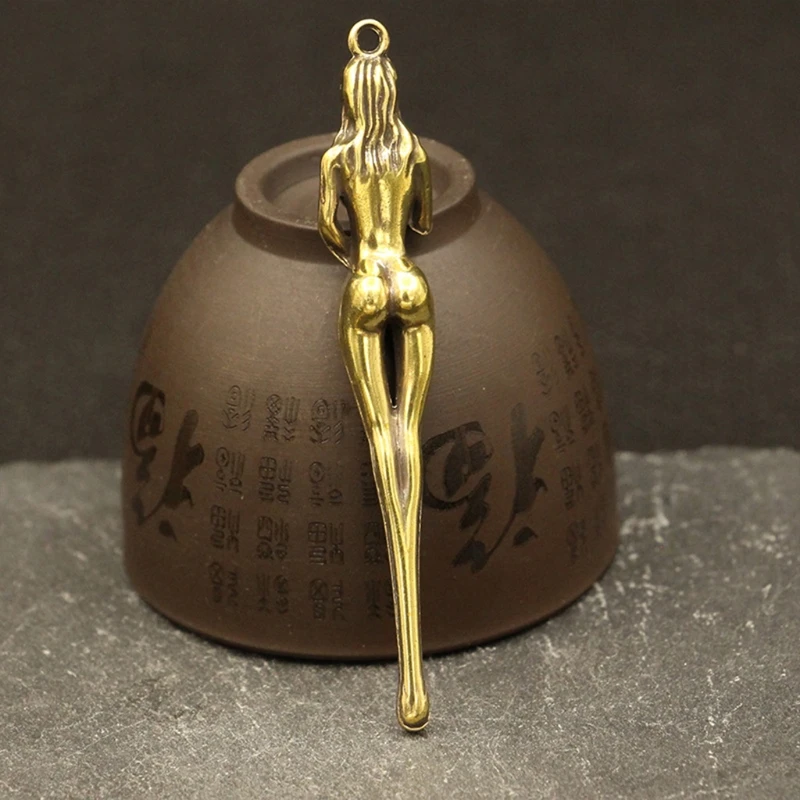 

Креативный латунный брелок для ключей, красивый женский брелок для ключей, Подвески ручной работы для ушей богини, инструмент для уборки, дл...