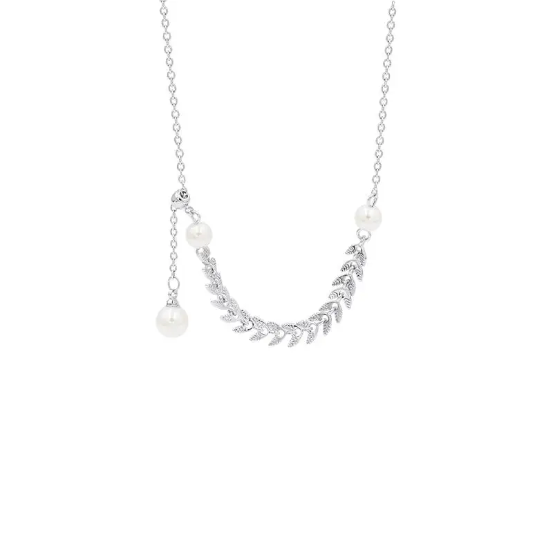

HE-82 Pearl silver-plated necklace female clavicle chain pendant small fresh original design style leaf item jewelry