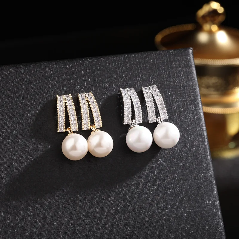 

Ins Hot Sale High Quality Luxury 14K Real Gold Simple Zircon Needle Stud Earrings for Women Cubic Zircon ZC Earrings