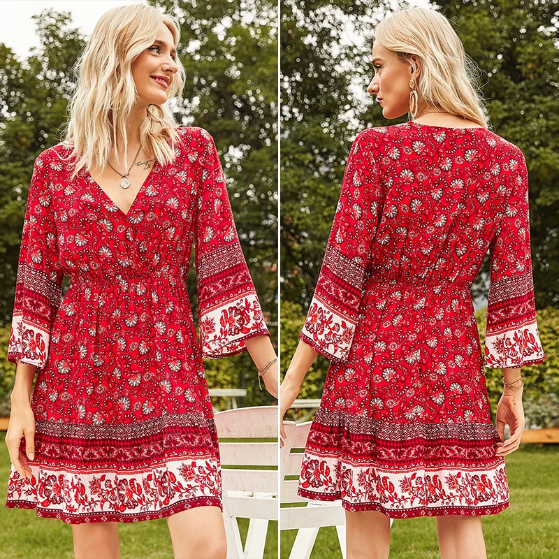 

Женское богемное платье с цветочным принтом, v-образным вырезом и рукавом 3/4, красное