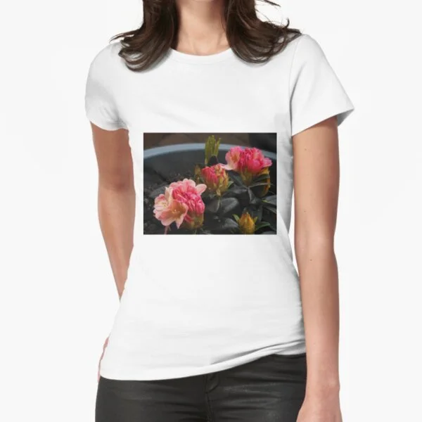 

Budding Rhododendron T-Shirt Print Top