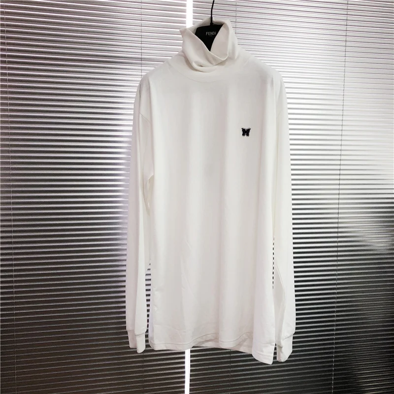 

2021 Men's and Women's Fashion All-match Solid Color Base Shirt Butterfly Embroidery Small LOGO High Neck Long Sleeve T-shirt