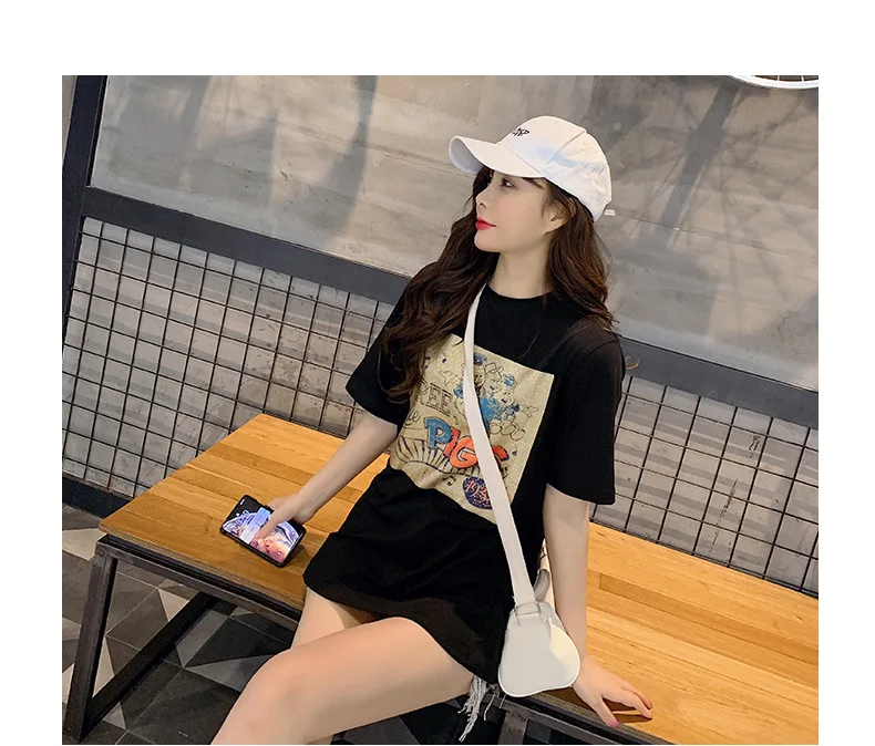 

2020 new three pig series hot stamping three-dimensional portigan shirt women's short-sleeved T-shirt