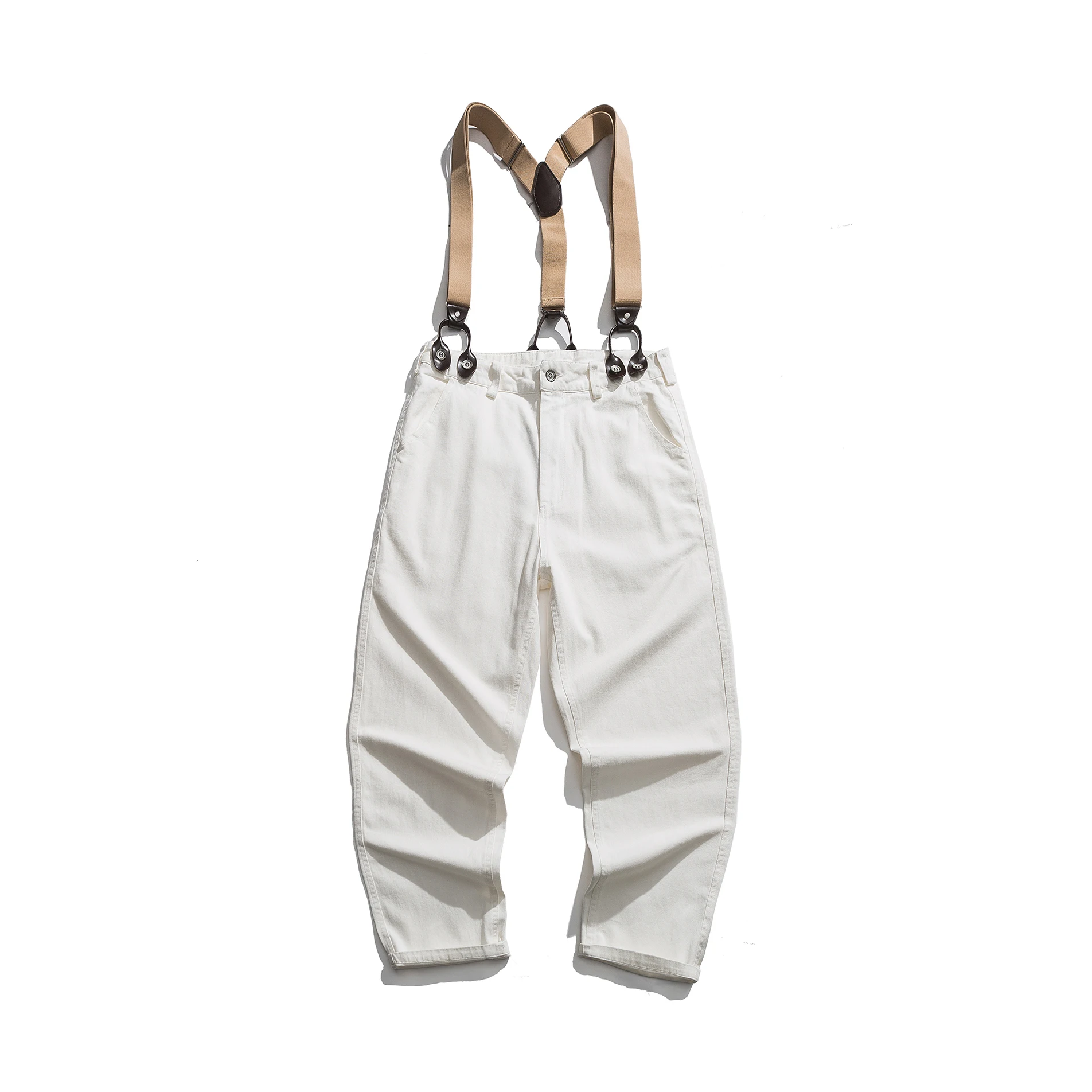 Рисунок 5 - Повседневные брюки на лямках