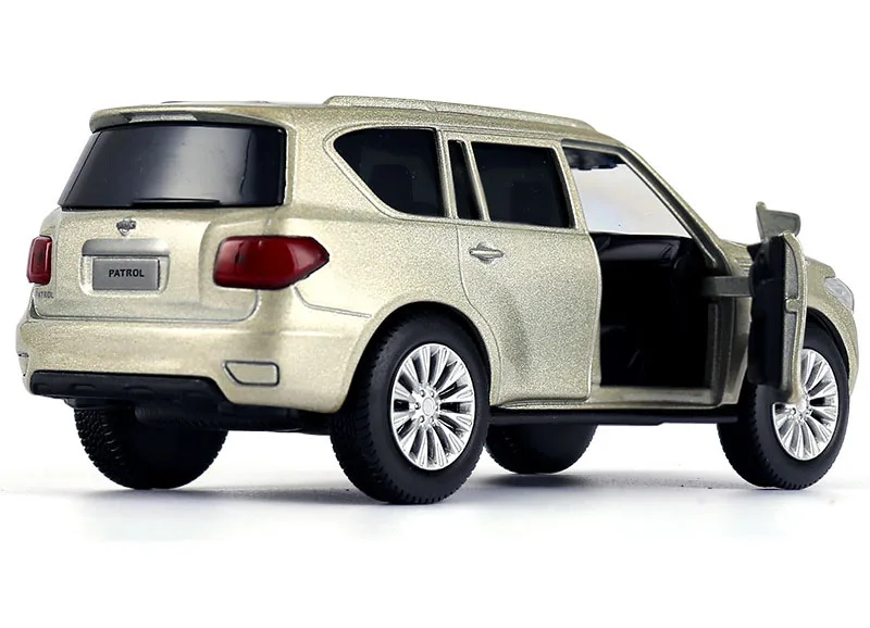 Модель автомобиля Patrol SUV из сплава игрушка литой под давлением Y62 полицейский