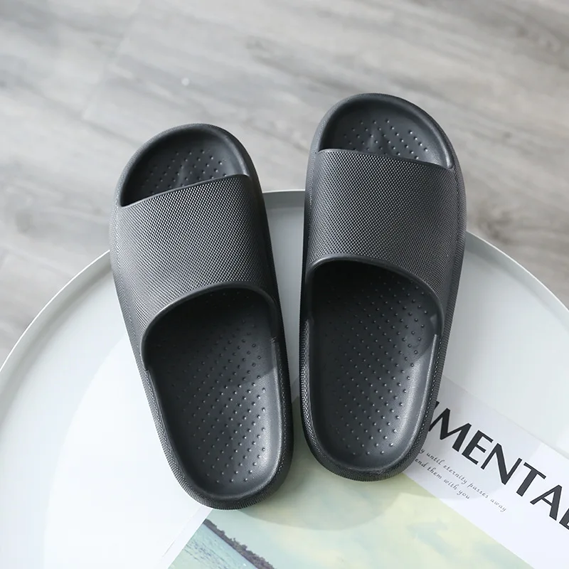 

2021 thick bottomed slippers soft bottomed multi color anti slip slippers for bathing in women's bathroom in summer