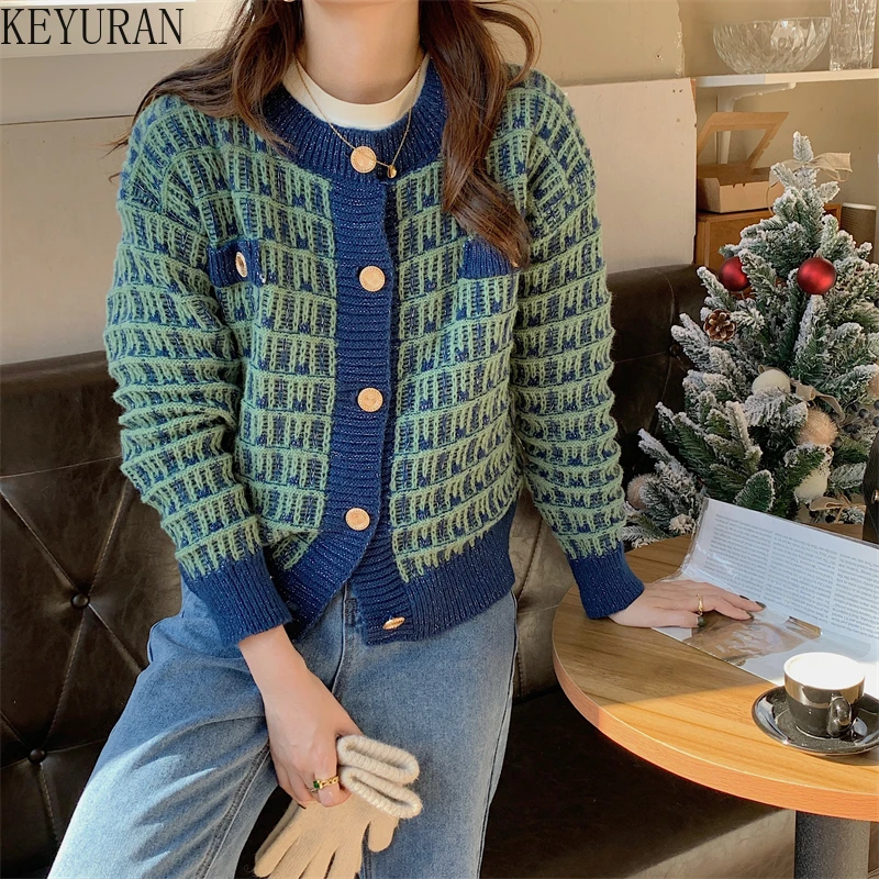 

Корейский вязаный кардиган в клетку, женский свитер, пальто, новинка сезона осень-зима 2021, однобортный короткий кардиган с длинным рукавом и...