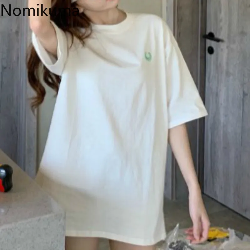 Женская футболка с круглым вырезом Nomikuma свободная короткими рукавами и вышитым