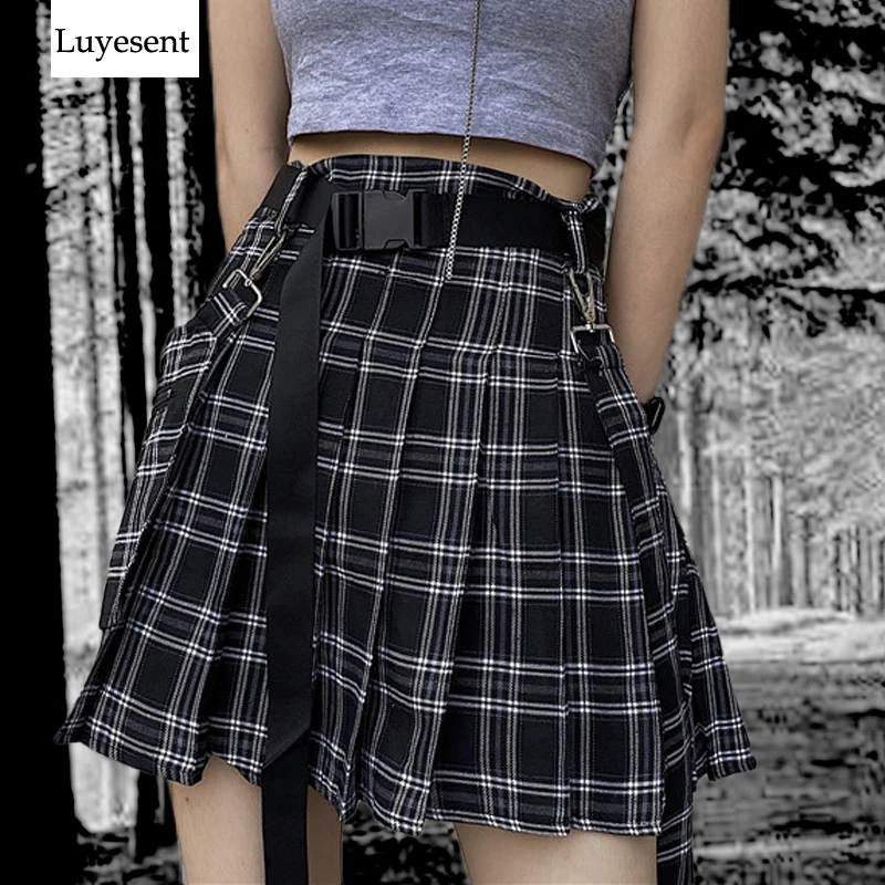 Мини юбка женская плиссированная в черную клетку пикантная стиле лолита с