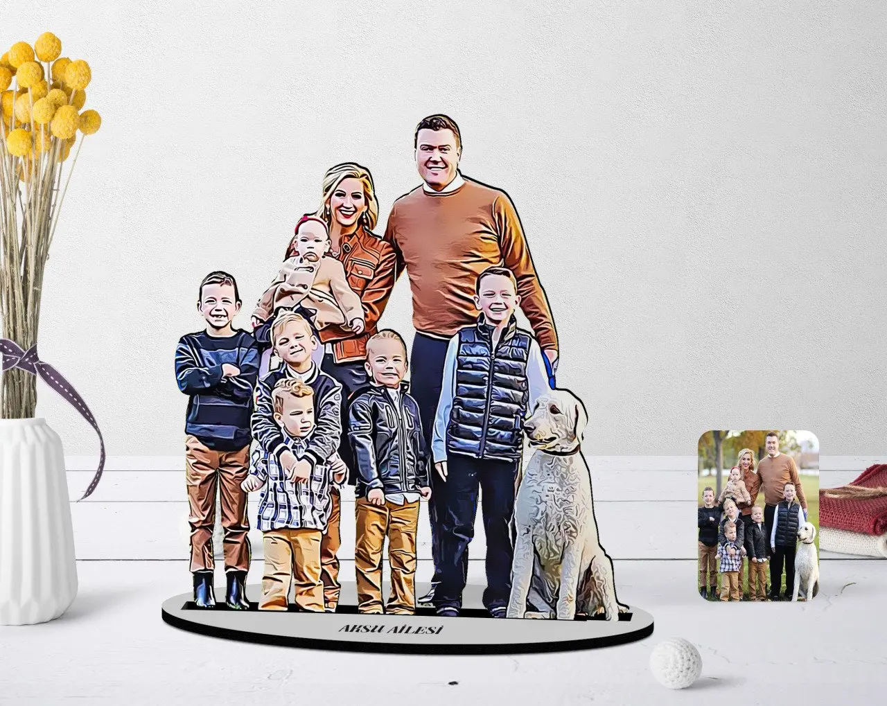 

Personalized Full Size Family Caricature Of Wooden Trinket Model-3