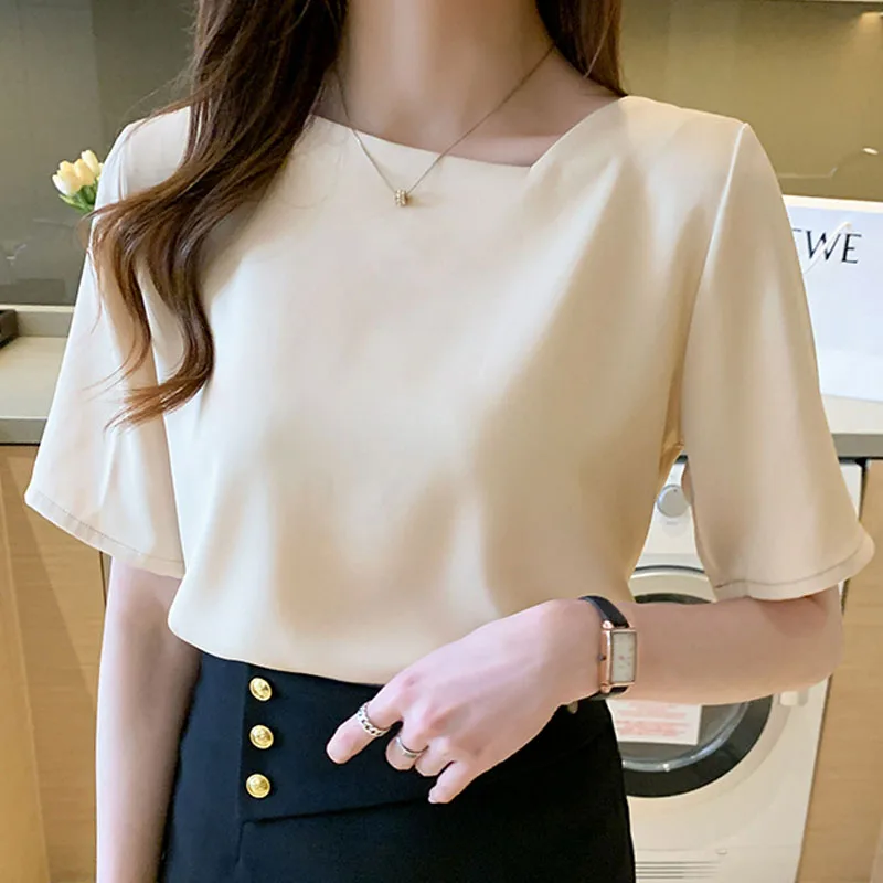 

Summer Fashion Korean Satin Blouse Short Sleeve Tops Mujer Blusas Femininas Elegant Solid White Black Apricot Skew Collar 1535